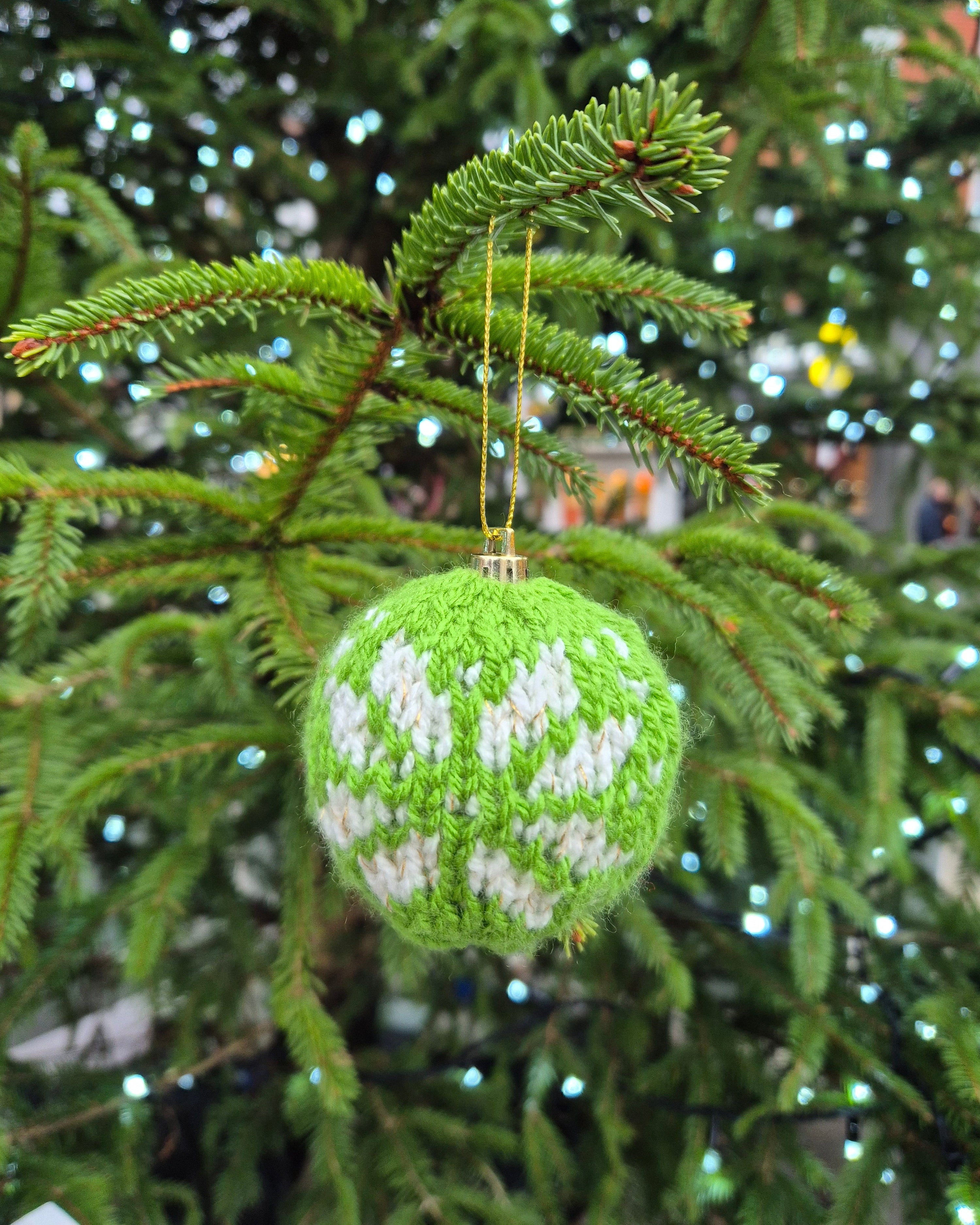 Christmas Tree Knit Baubles -  Snowflakes