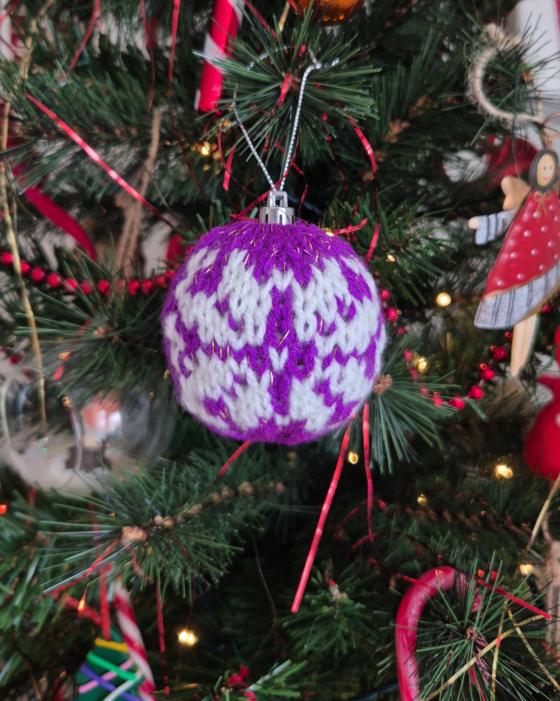 Christmas Tree Knit Baubles -  Snowflakes