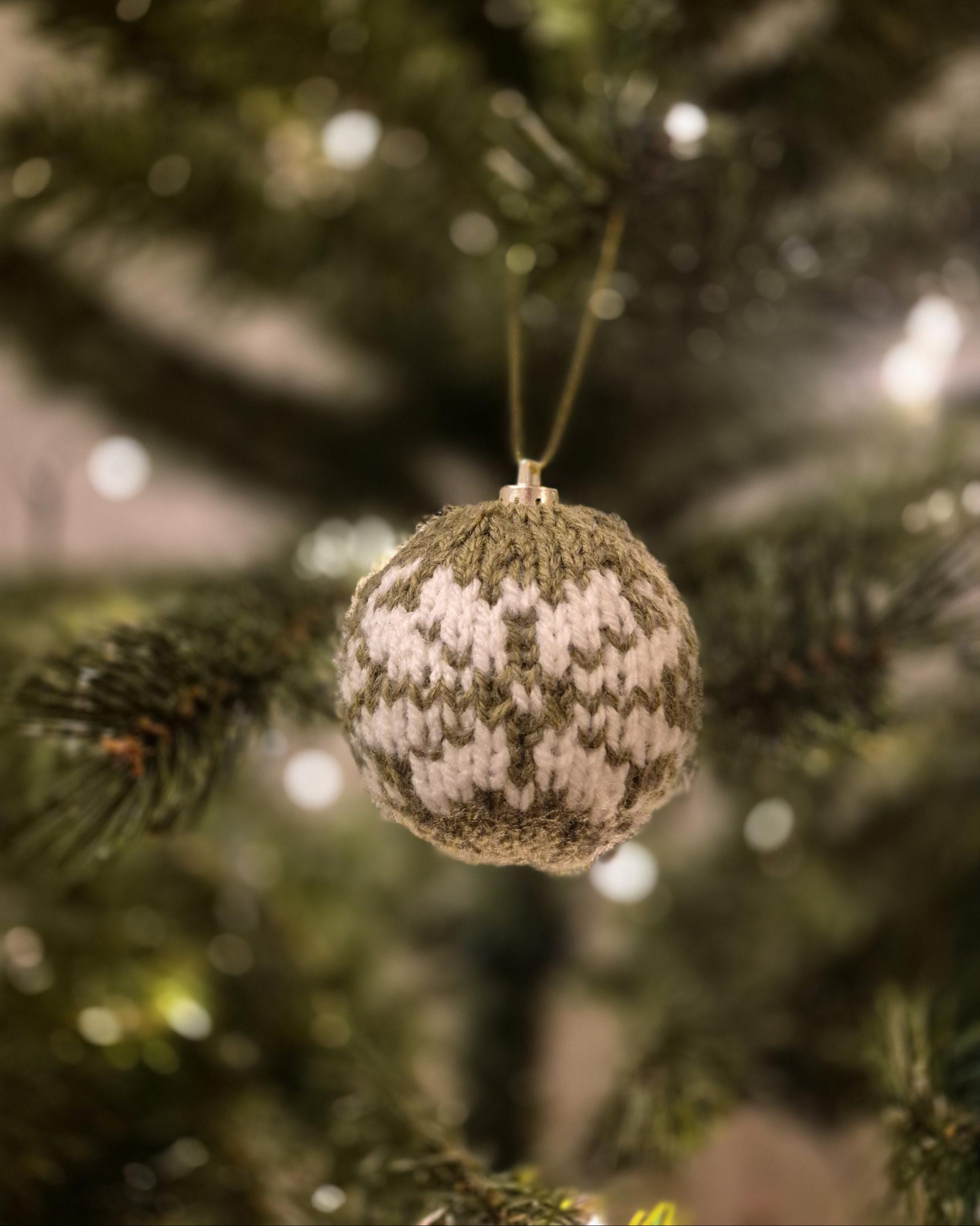 Christmas Tree Knit Baubles -  Snowflakes